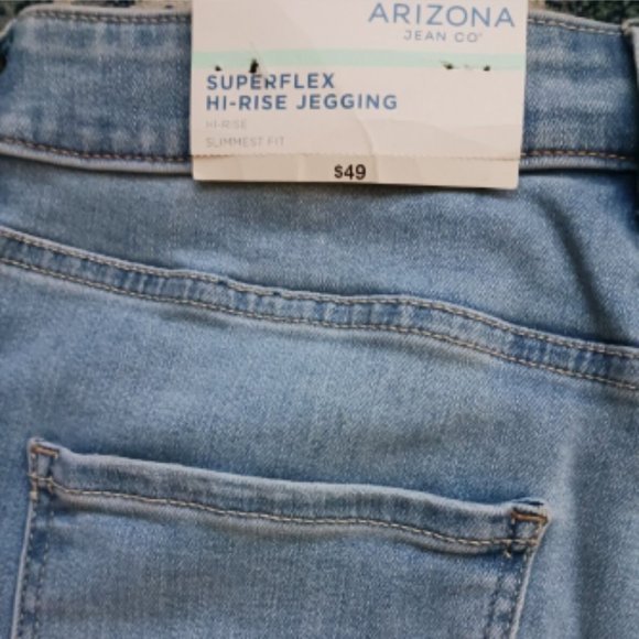ARIZONA Jean Co Super Flex Jegging Size 7 /Waist 28 High Rise Slimmest Fit  $49 - Picture 4 of 10
